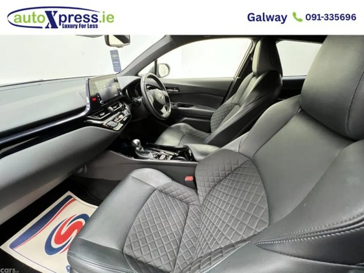 Toyota C-HR SUV, Petrol Hybrid, 2021, Black