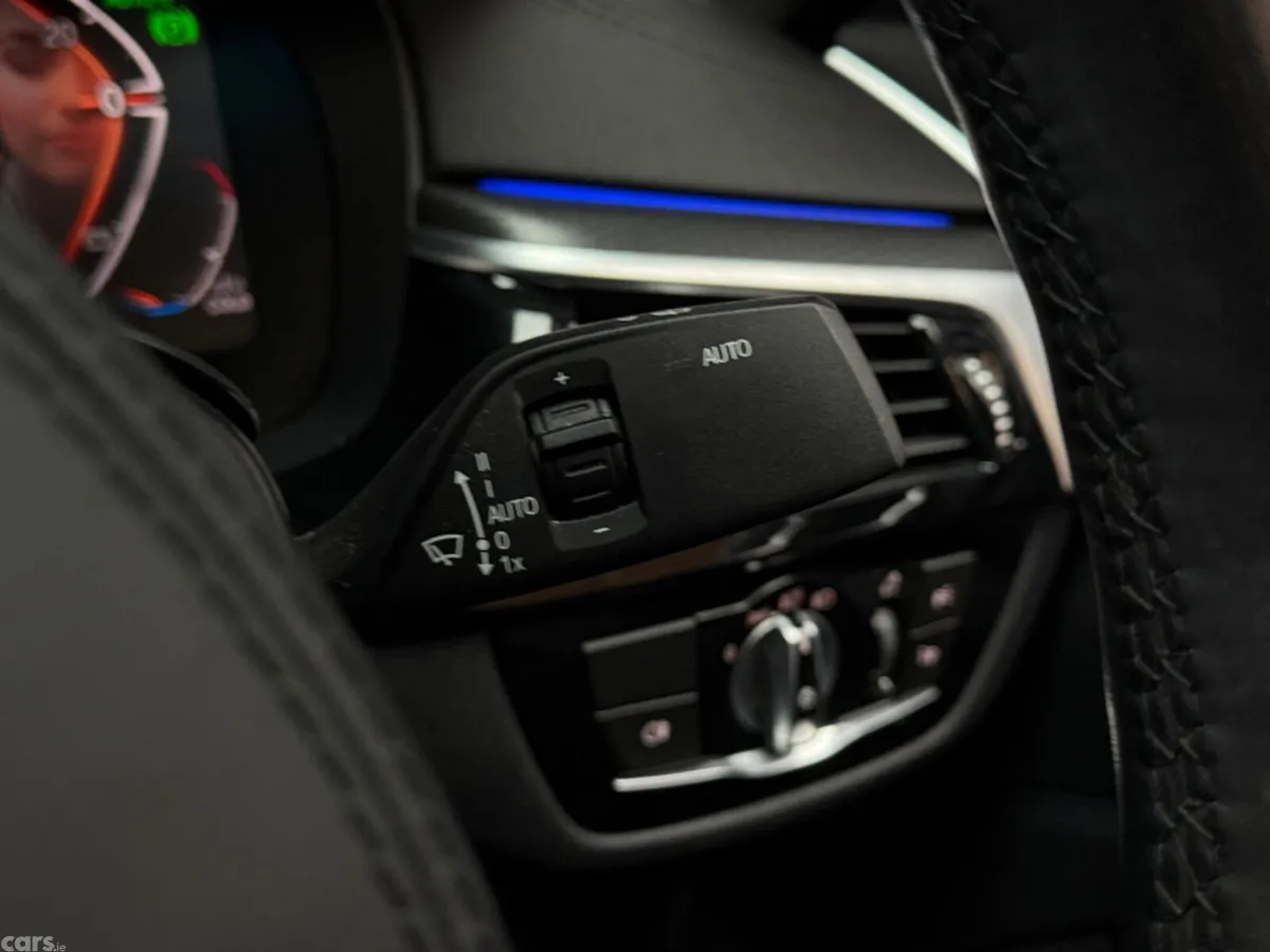 BMW 5-Series Saloon, Diesel, 2021, Blue