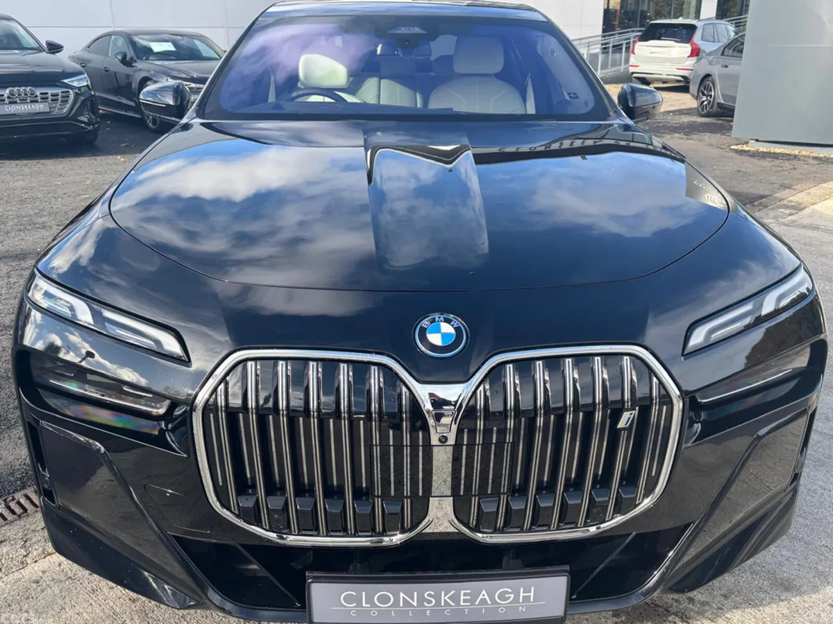 BMW i7 Saloon, Electric, 2025, Black