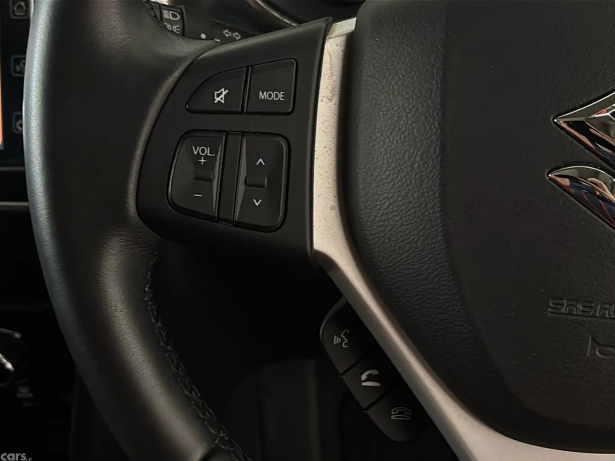 Suzuki Vitara SUV, Petrol, 2024, Yellow