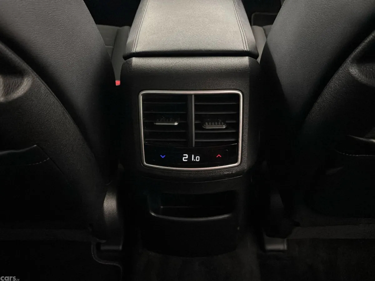 Kia Sportage SUV, Petrol Plug-in Hybrid, 2023, White