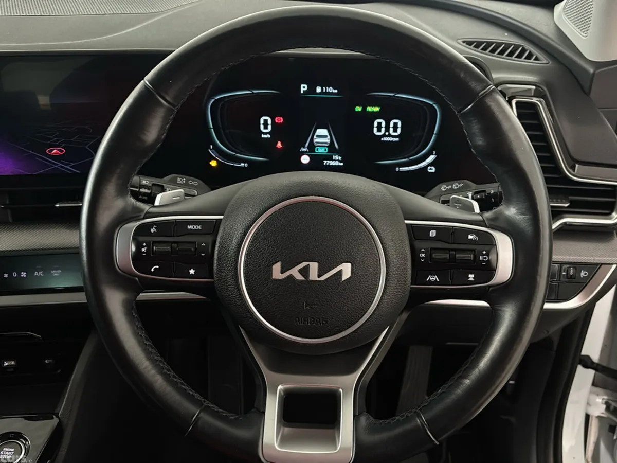 Kia Sportage SUV, Petrol Plug-in Hybrid, 2023, White