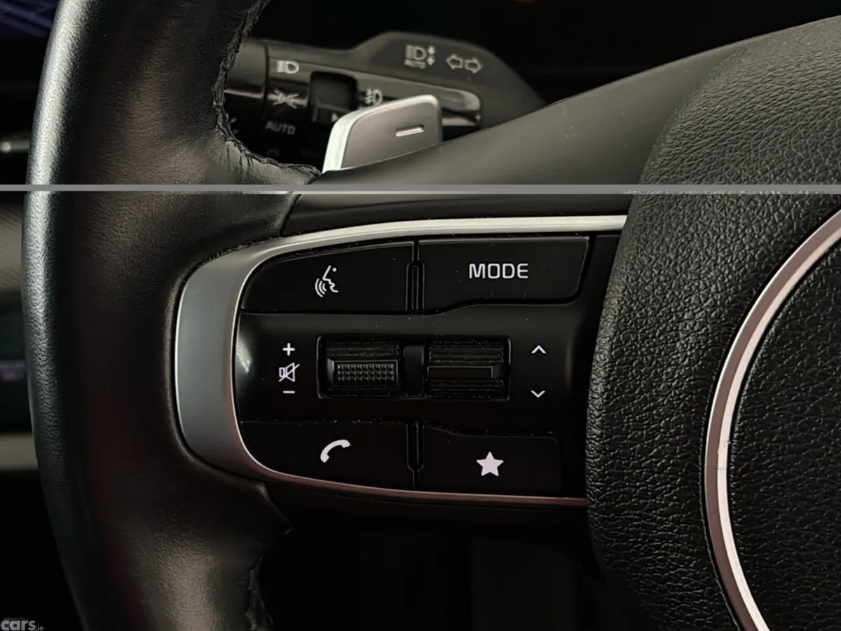Kia Sportage SUV, Petrol Plug-in Hybrid, 2023, White