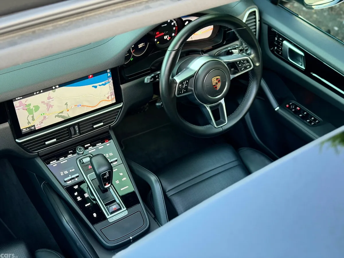 Porsche Cayenne SUV, Petrol, 2018, Black