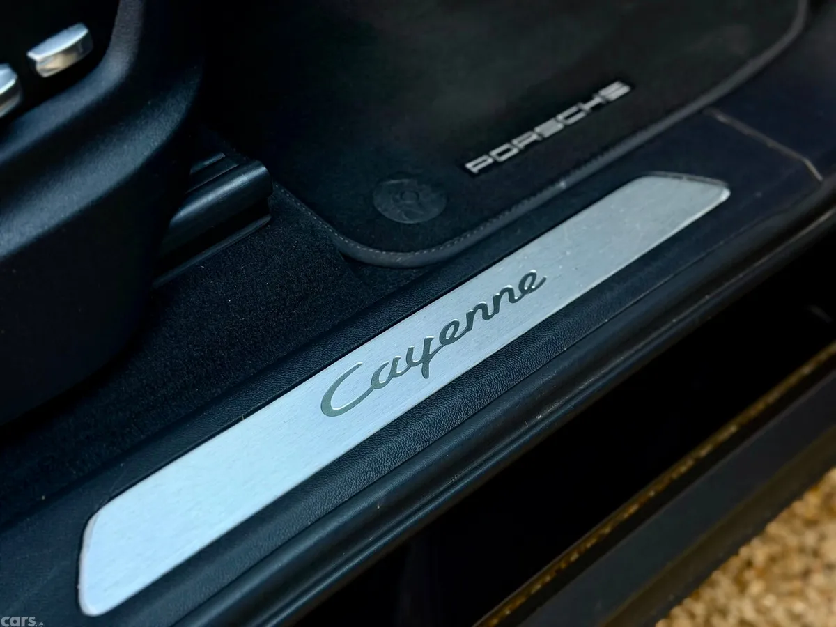 Porsche Cayenne SUV, Petrol, 2018, Black