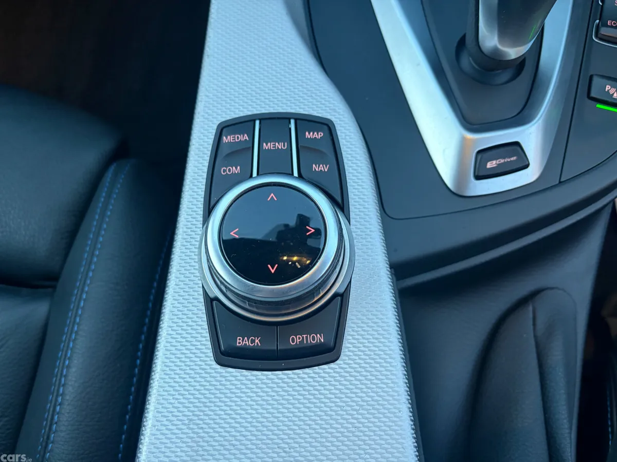 BMW 3-Series Saloon, Petrol Plug-in Hybrid, 2018, Blue