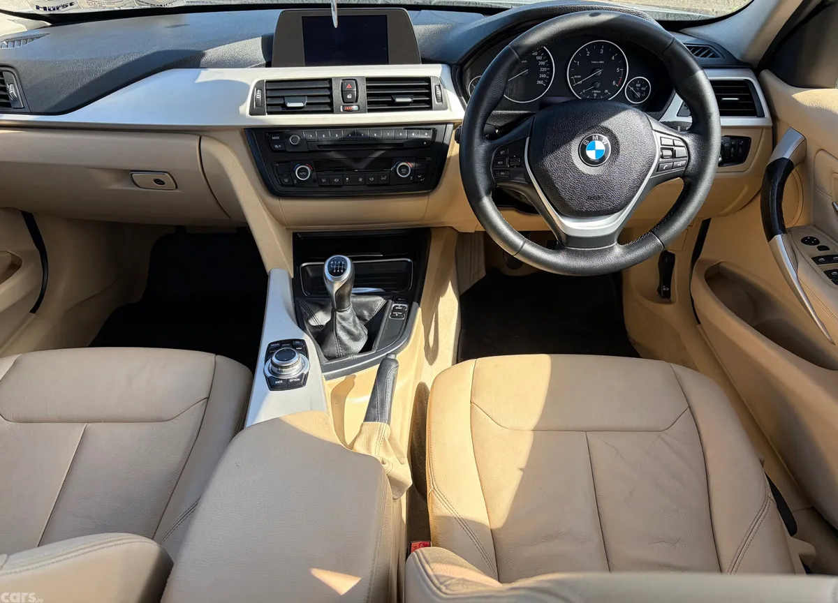 BMW 3-Series Saloon, Diesel, 2014, Silver