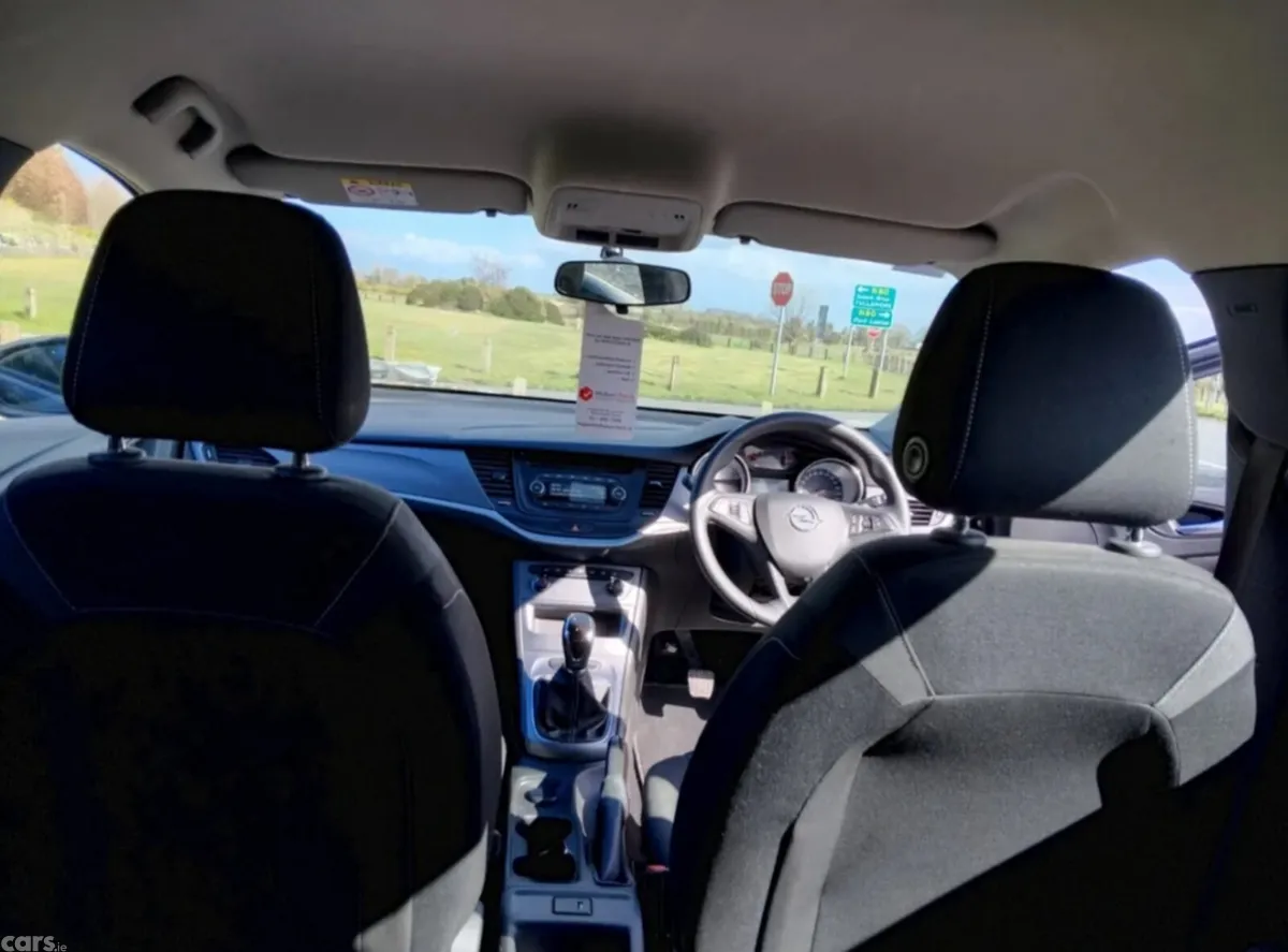 Opel Astra Hatchback, Petrol, 2019, Blue