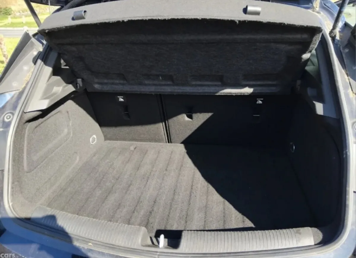 Opel Astra Hatchback, Petrol, 2019, Blue