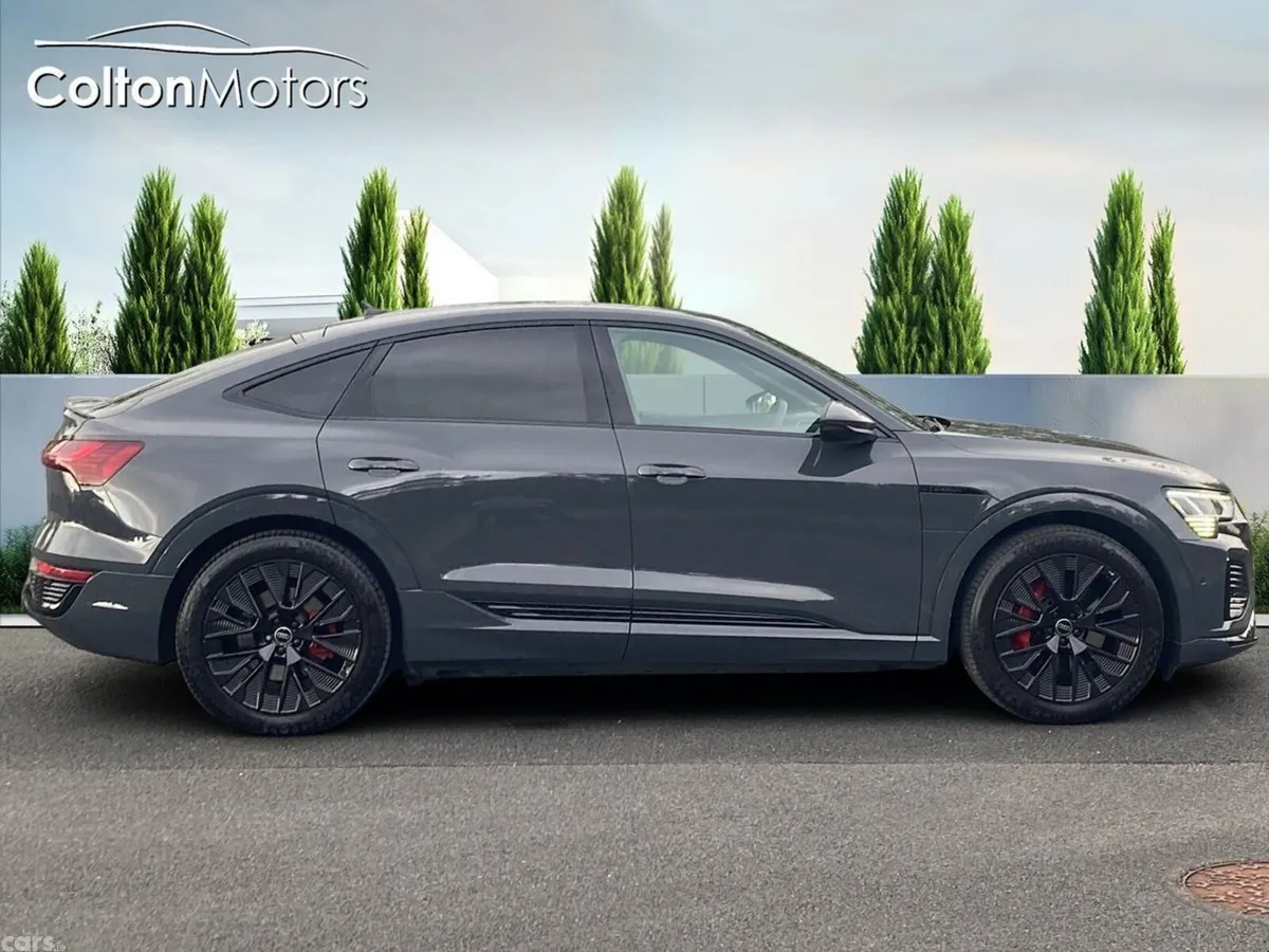 Audi Q8 SUV, Electric, 2024, Grey