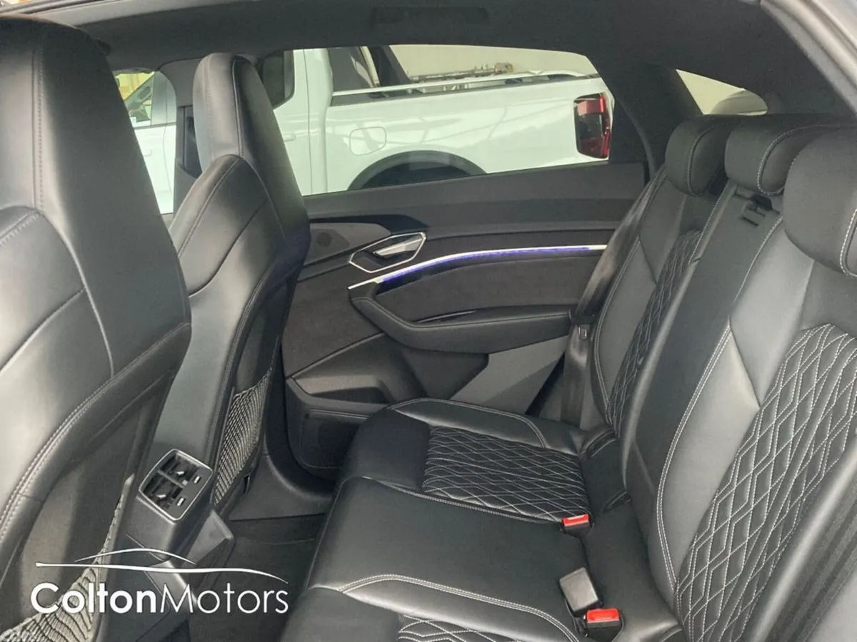Audi Q8 SUV, Electric, 2024, Grey