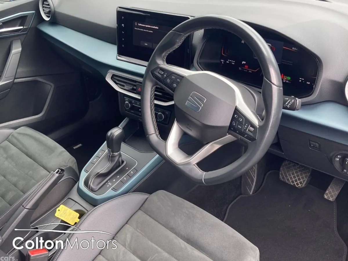 SEAT Arona SUV, Petrol, 2025, Green