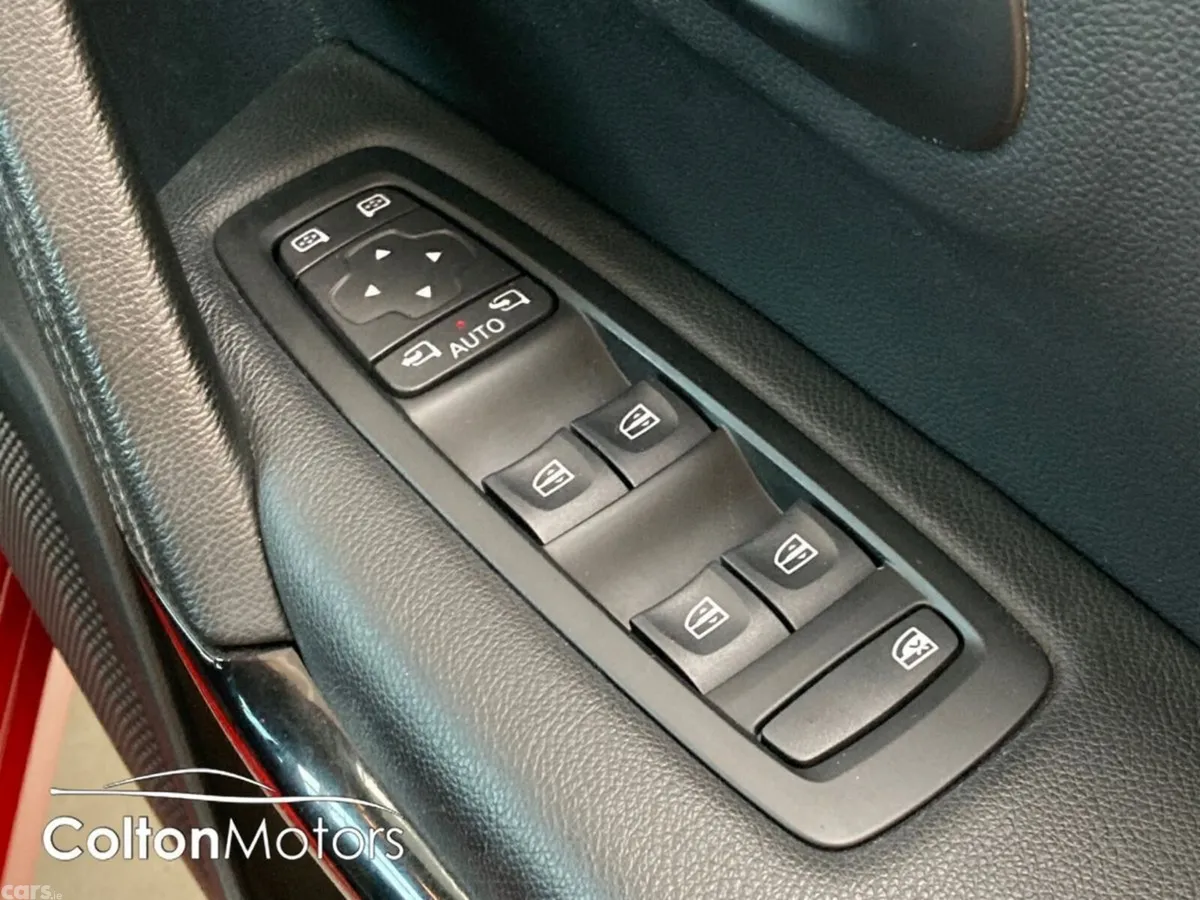 Renault Kadjar SUV, Diesel, 2021, Red