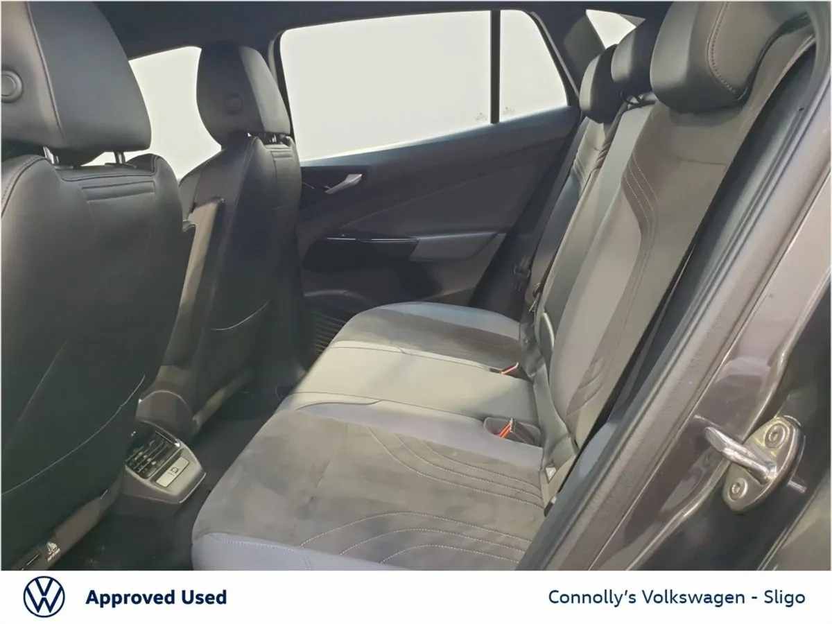 Volkswagen ID.4 SUV, Electric, 2022, Grey