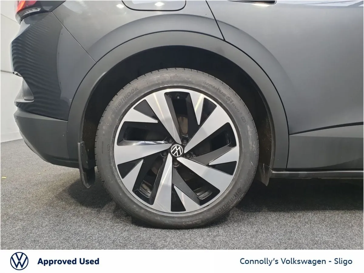 Volkswagen ID.4 SUV, Electric, 2022, Grey
