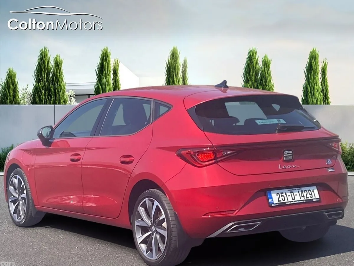 SEAT Leon Hatchback, Petrol Plug-in Hybrid, 2025, Red
