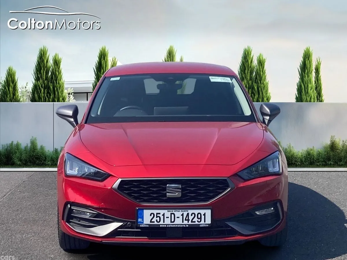 SEAT Leon Hatchback, Petrol Plug-in Hybrid, 2025, Red