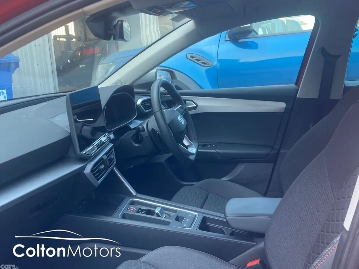 SEAT Leon Hatchback, Petrol Plug-in Hybrid, 2025, Red