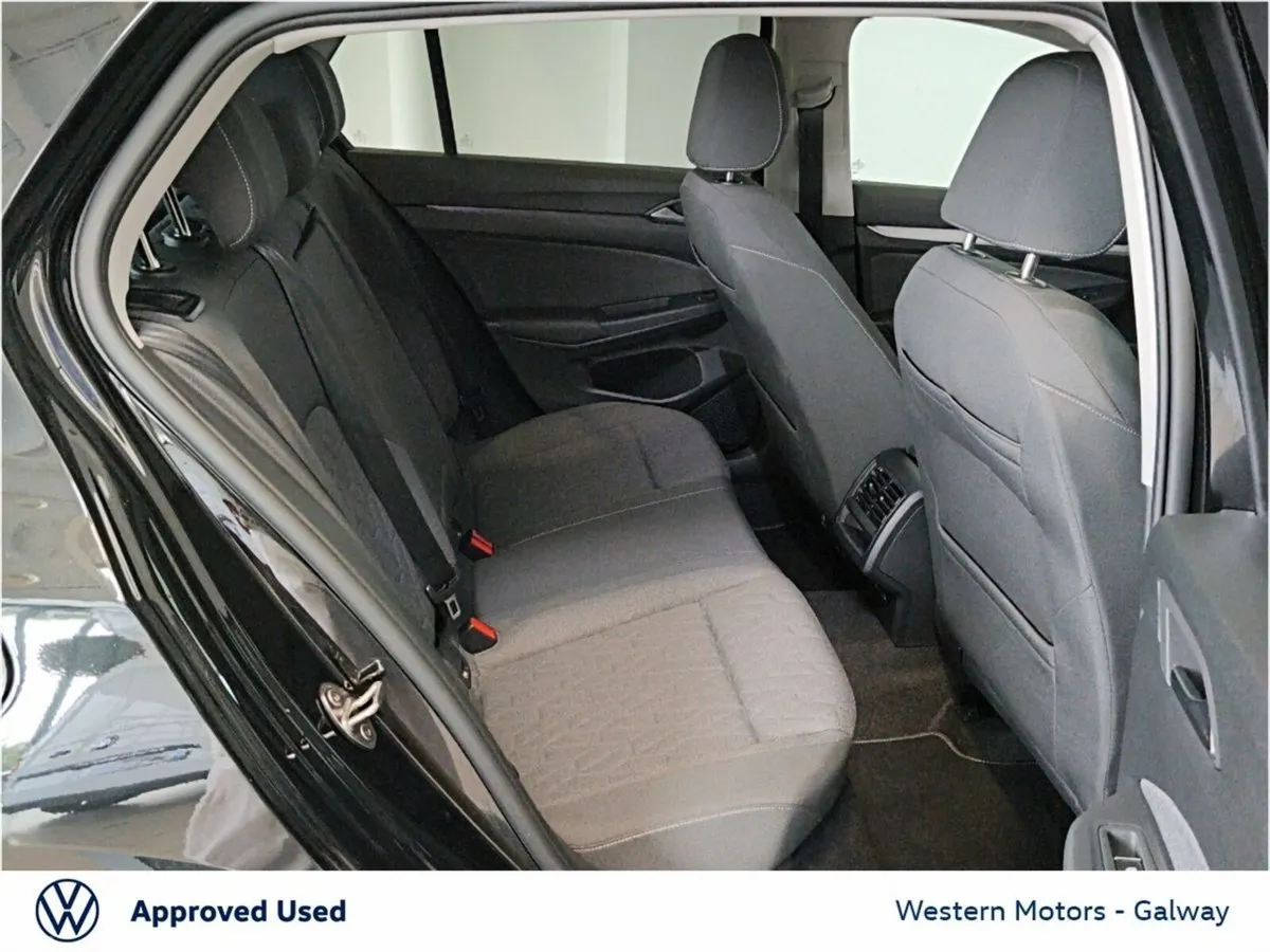 Volkswagen Golf Hatchback, Diesel, 2024, Black