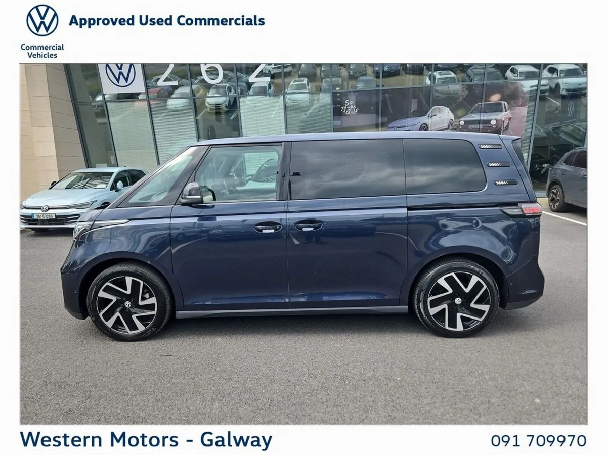Volkswagen ID.Buzz Estate, Electric, 2024, Blue
