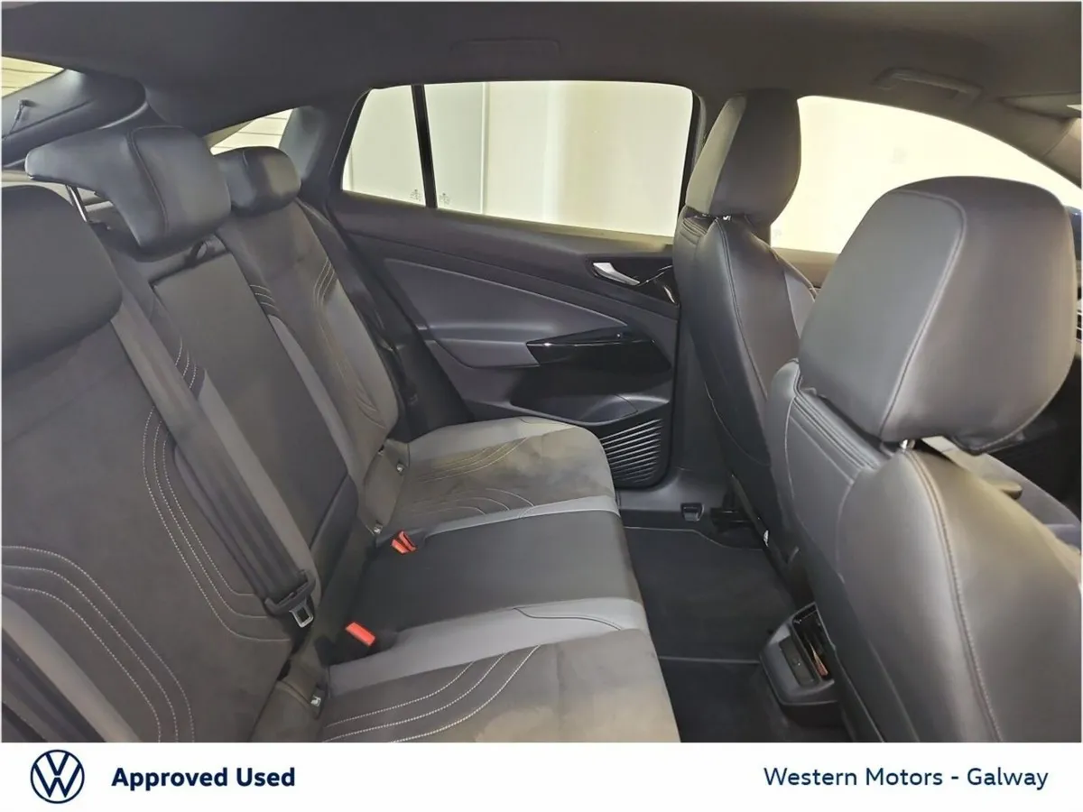 Volkswagen ID.5 SUV, Electric, 2024, Blue