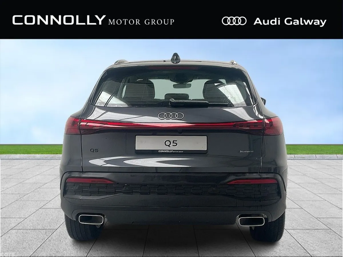 Audi Q5 SUV, Petrol Plug-in Hybrid, 2027, Grey