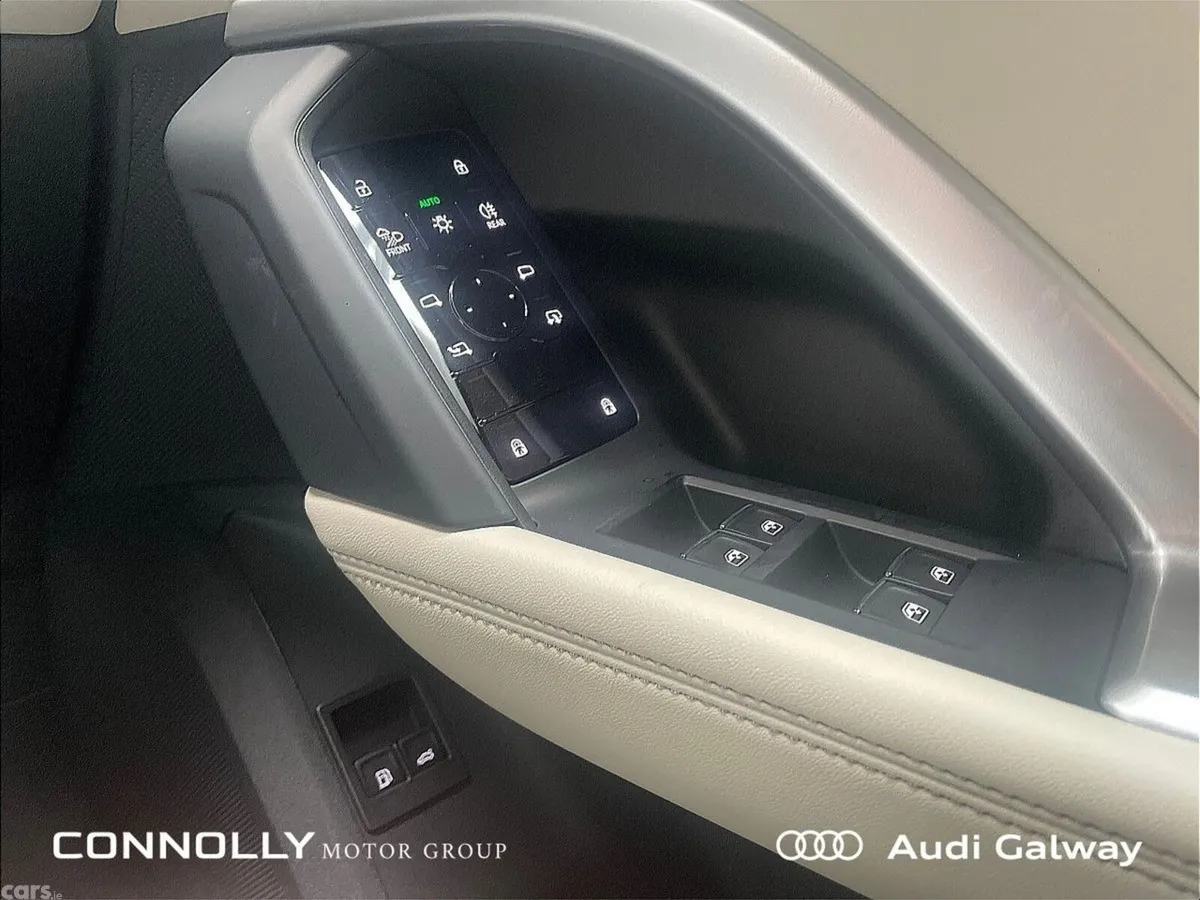 Audi Q5 SUV, Petrol Plug-in Hybrid, 2027, Grey