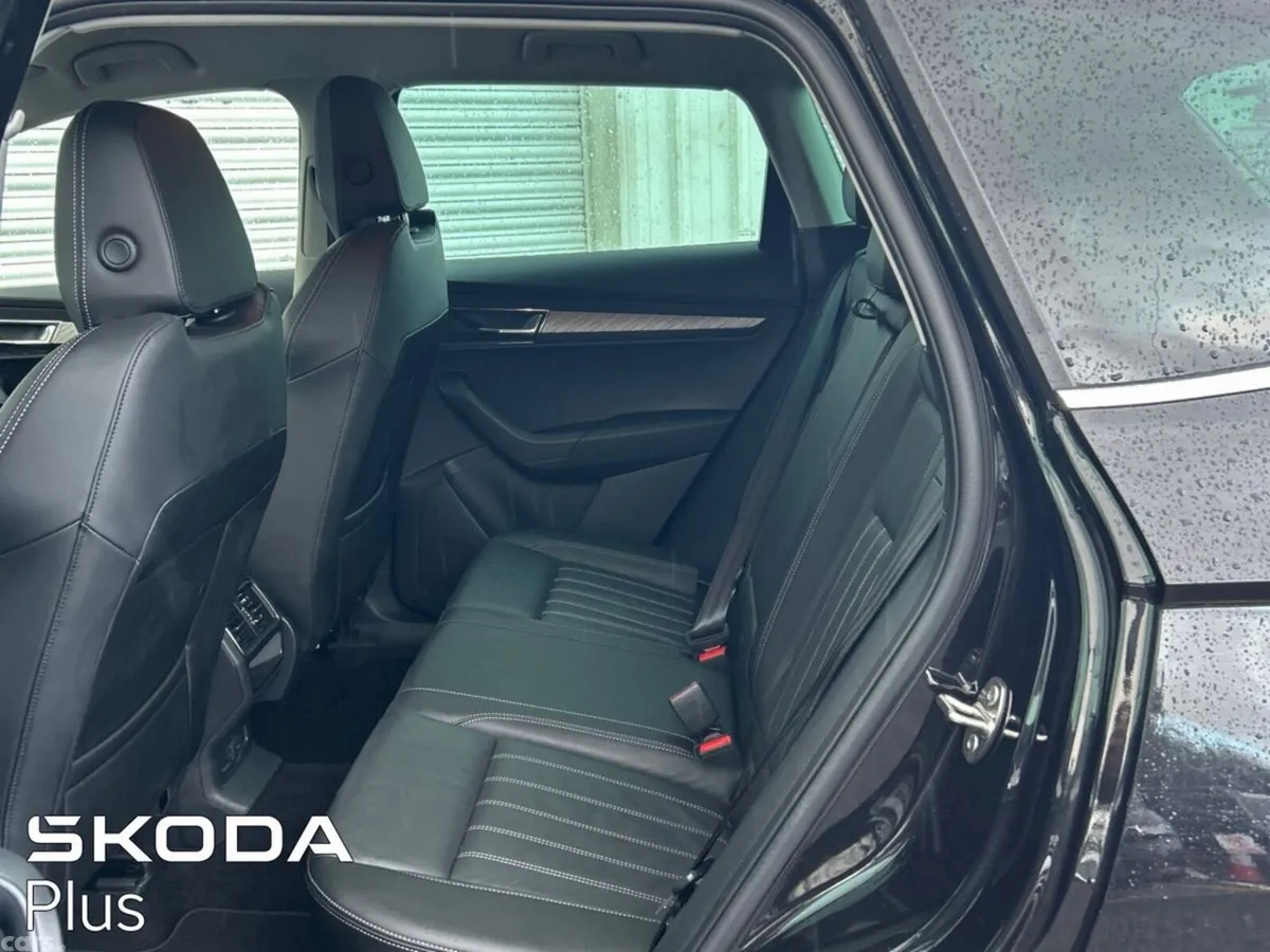 Skoda Karoq SUV, Petrol, 2026, Black