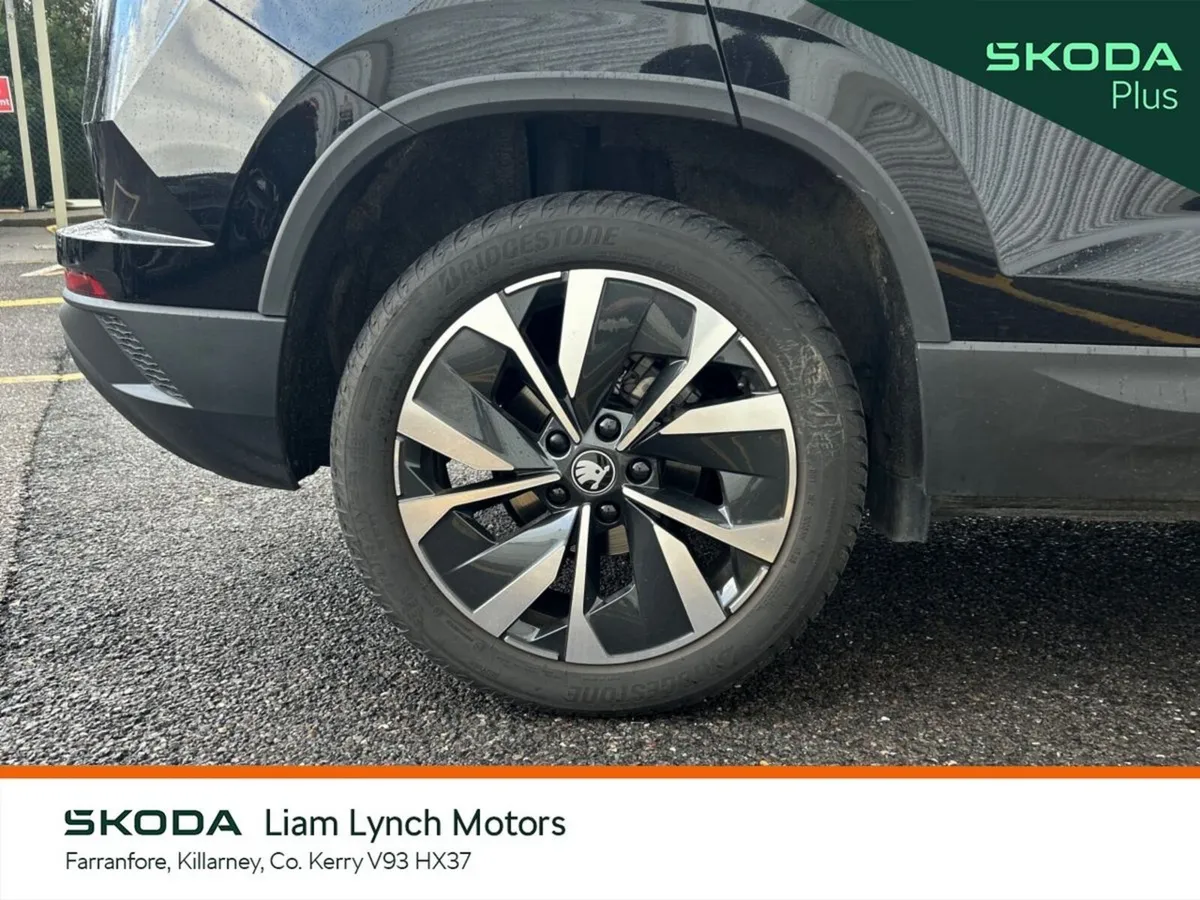 Skoda Karoq SUV, Petrol, 2026, Black