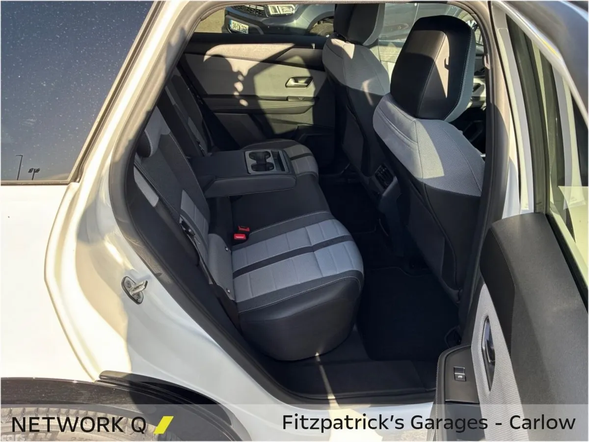 Opel Grandland SUV, Electric, 2025, White