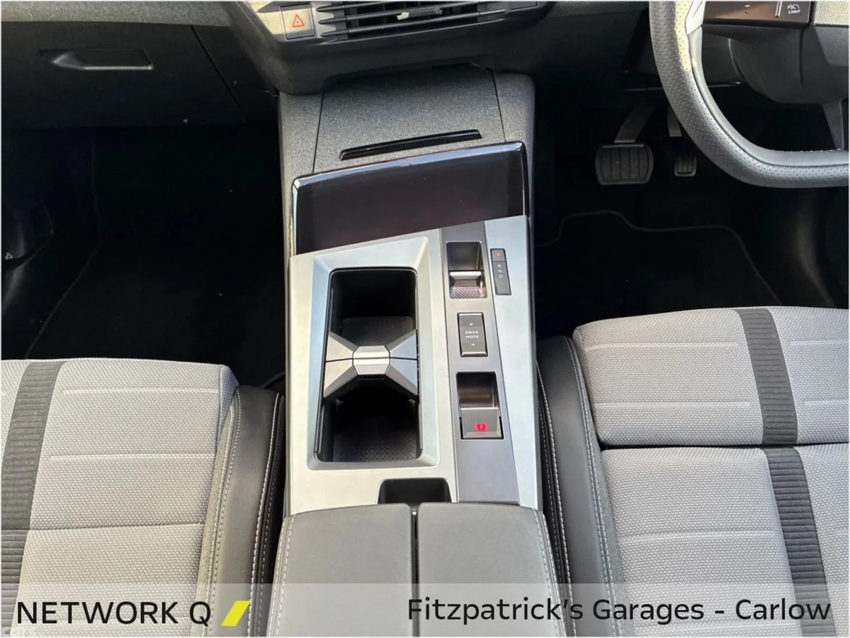 Opel Grandland SUV, Electric, 2025, White