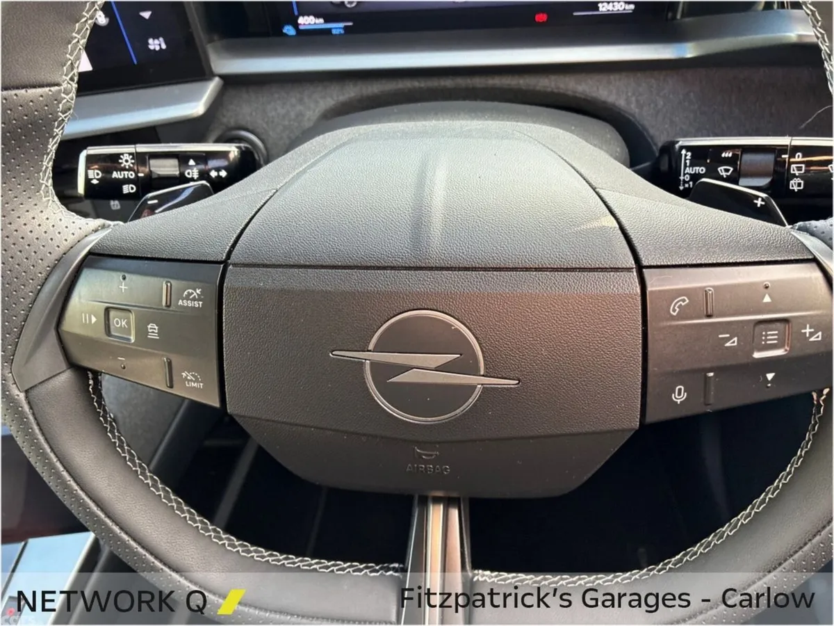 Opel Grandland SUV, Electric, 2025, Brown