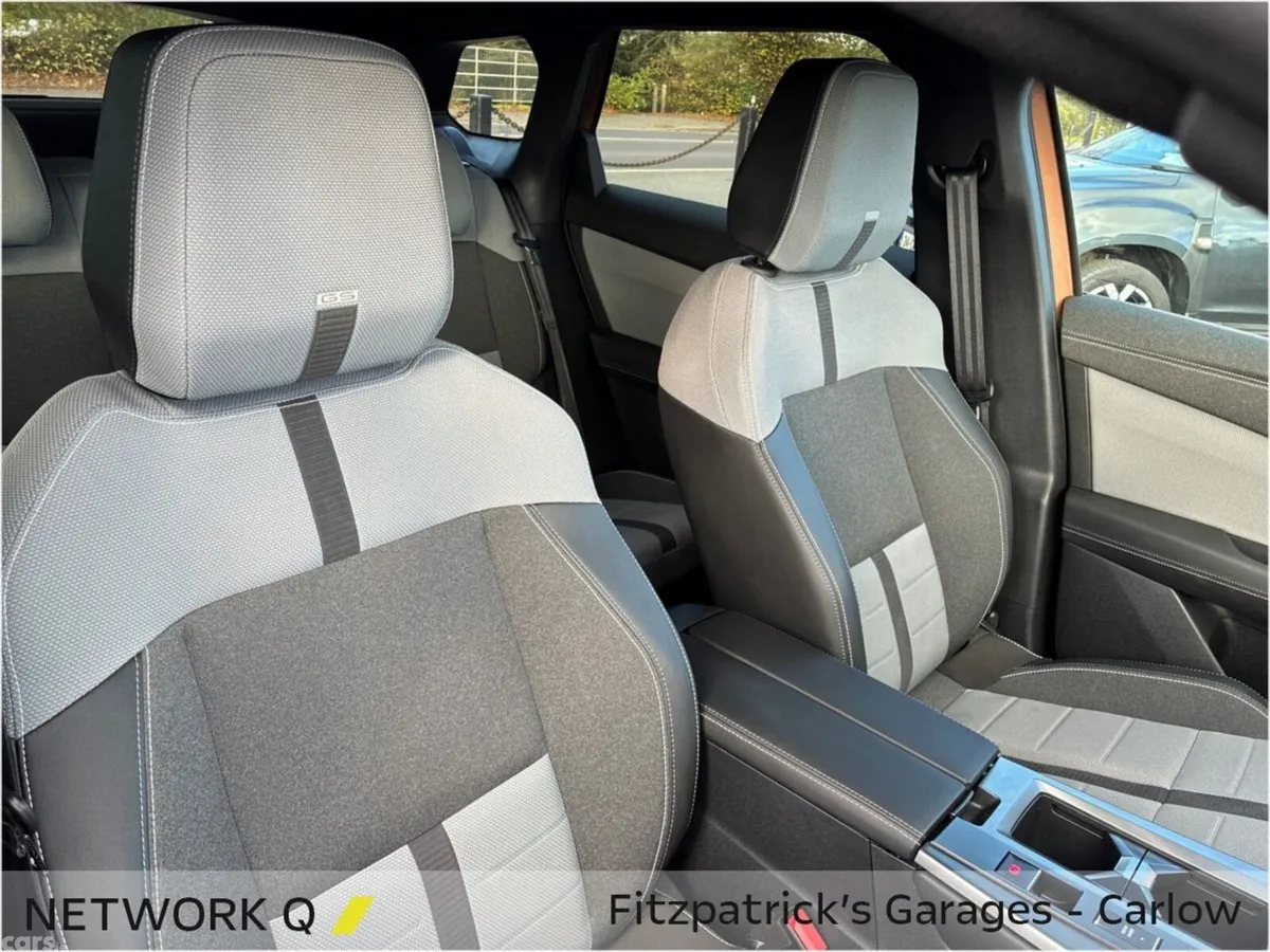 Opel Grandland SUV, Electric, 2025, Brown