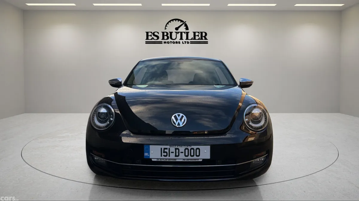 Volkswagen Beetle Hatchback, Petrol, 2015, Black