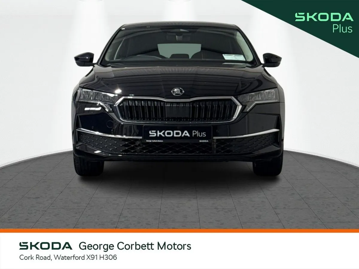 Skoda Octavia Saloon, Petrol, 2026, Black