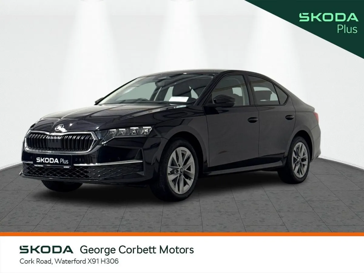 Skoda Octavia Saloon, Petrol, 2026, Black
