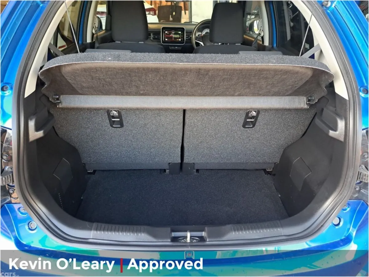 Suzuki Ignis Hatchback, Petrol, 2023, Blue
