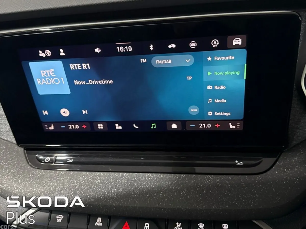 Skoda Octavia Saloon, Petrol, 2026, Black