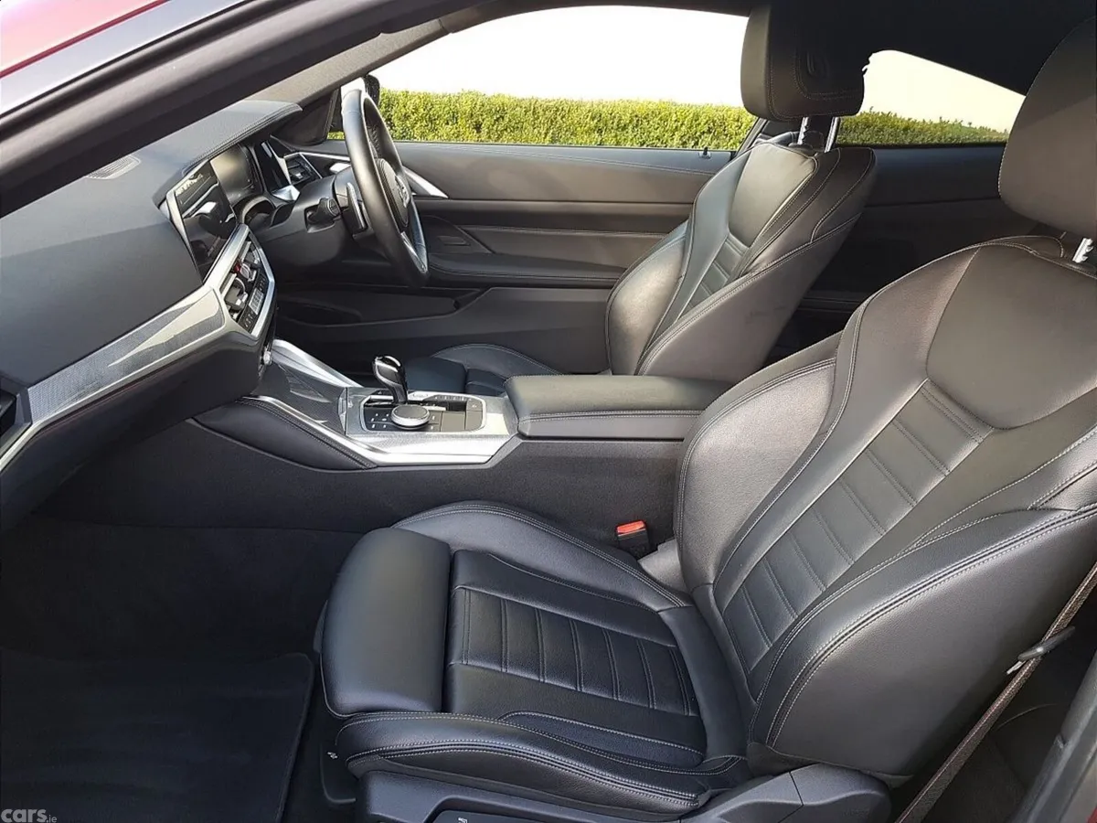 BMW 4-Series Coupe, Diesel, 2023, Red