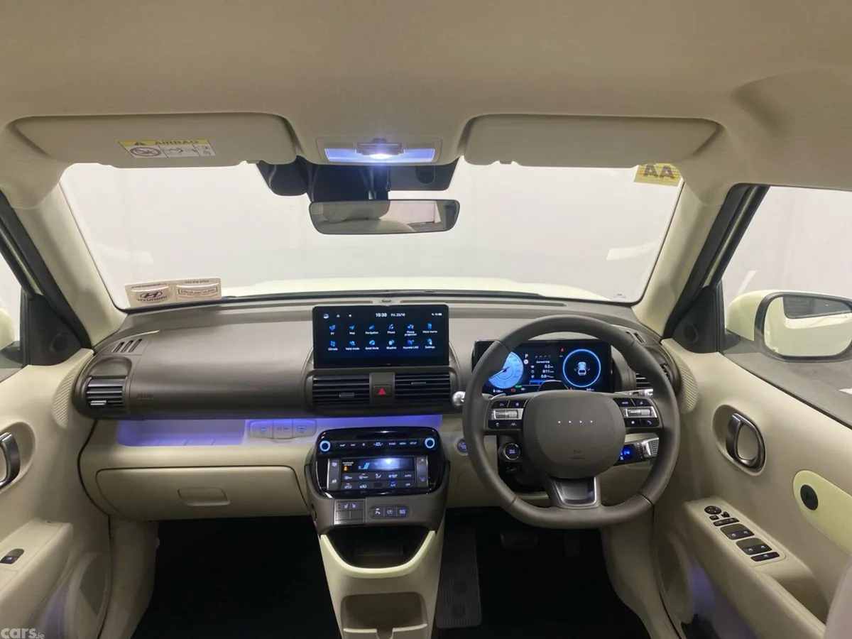 Hyundai INSTER MPV, Electric, 2026, Yellow