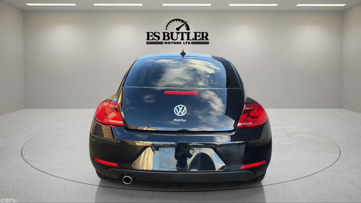 Volkswagen Beetle Hatchback, Petrol, 2015, Black