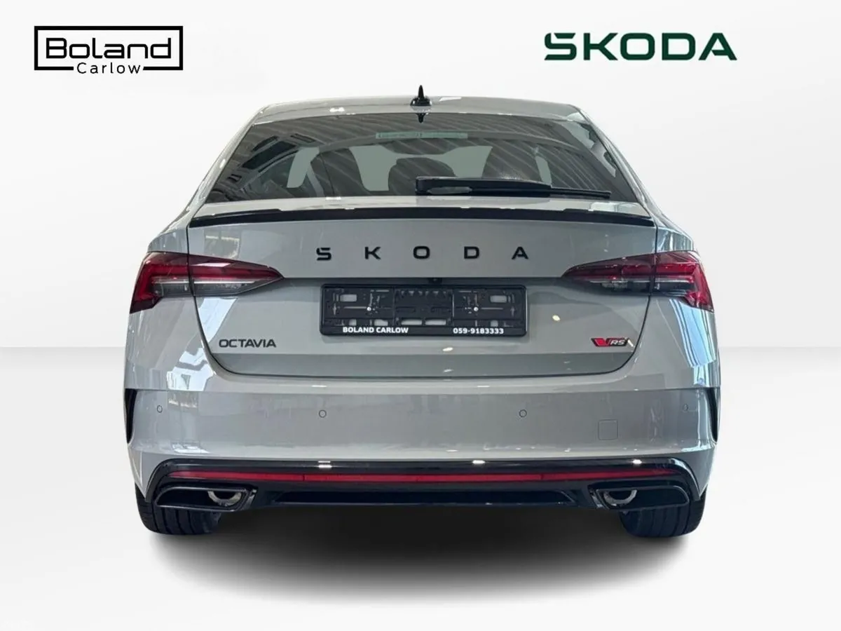 Skoda Octavia Hatchback, Petrol, 2027, Grey