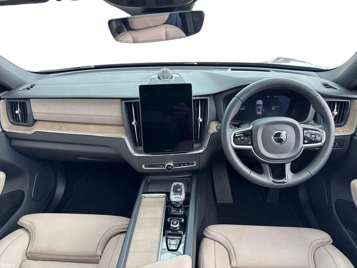 Volvo XC60 SUV, Petrol Plug-in Hybrid, 2027, Black