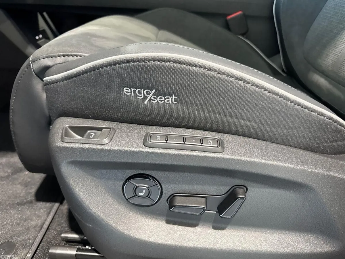 Skoda Peaq SUV, Electric, 2027, Grey