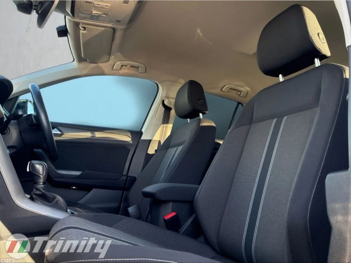 Volkswagen T-Roc SUV, Diesel, 2021, White