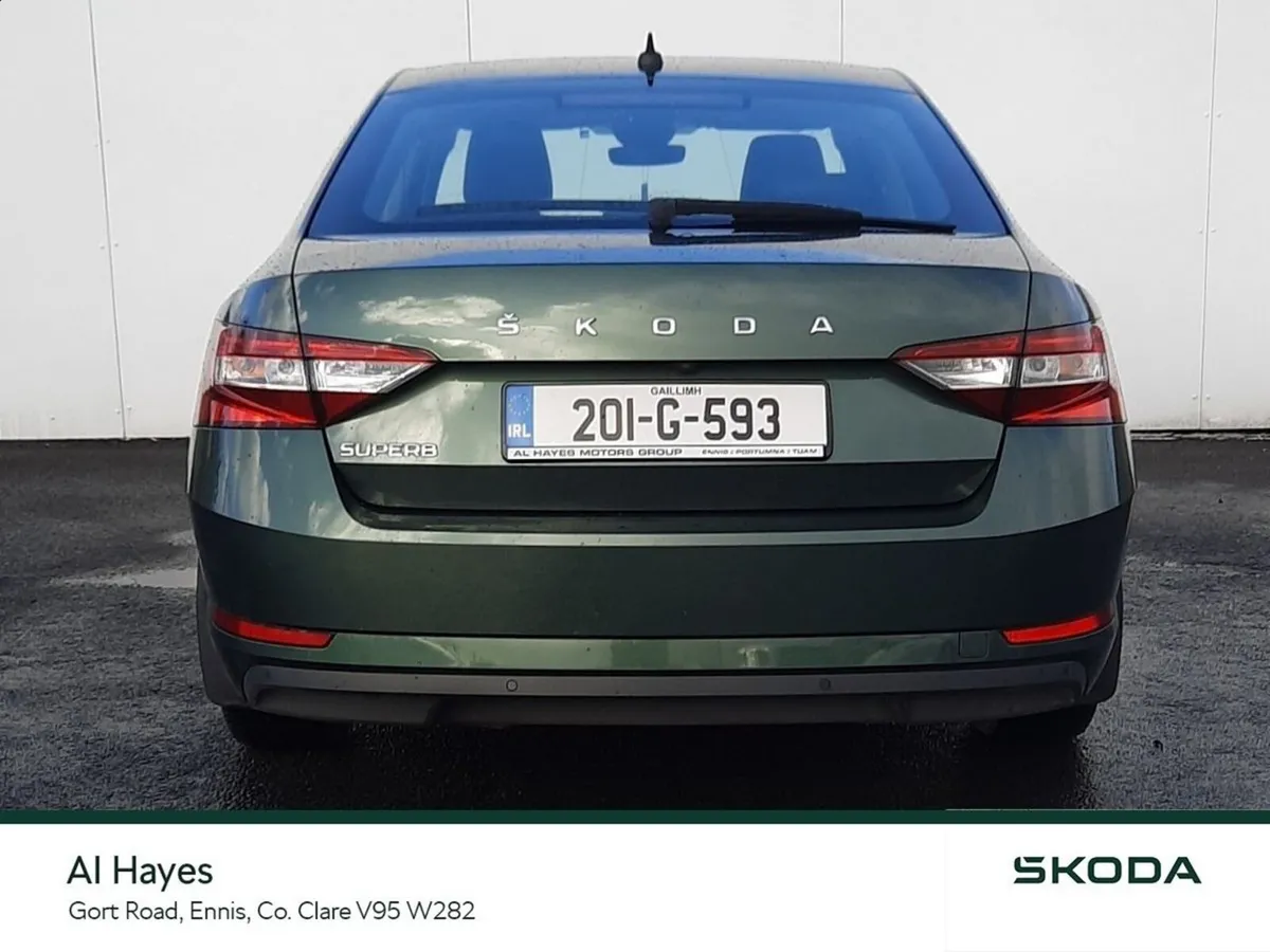 Skoda Superb Saloon, Diesel, 2020, Green