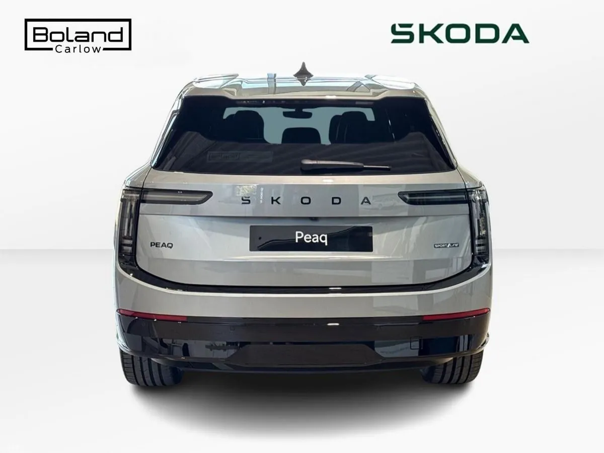 Skoda Peaq SUV, Electric, 2027, Grey