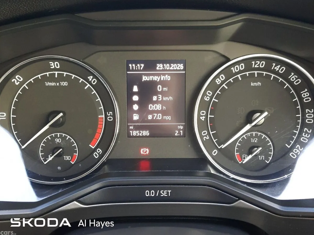 Skoda Superb Saloon, Diesel, 2020, Green