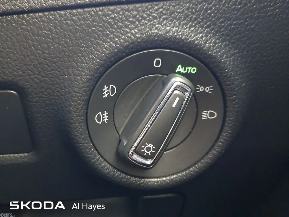 Skoda Superb Saloon, Diesel, 2020, Green