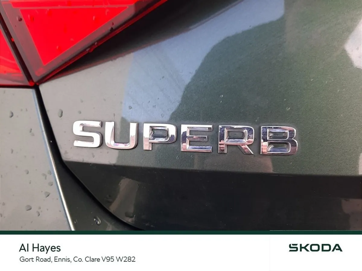 Skoda Superb Saloon, Diesel, 2020, Green
